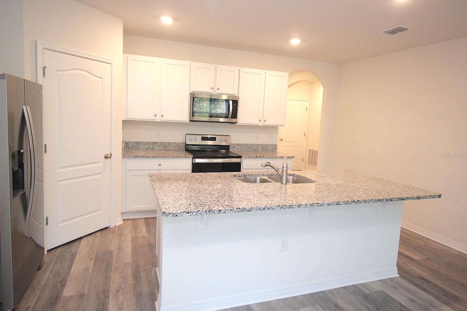 298 SUNSET POINT DR, ORMOND BEACH, FL, 32174