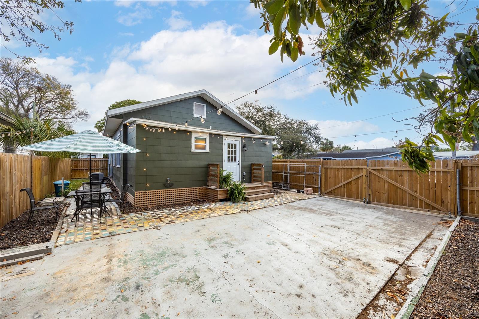 3002 N 16TH ST, TAMPA, FL, 33605