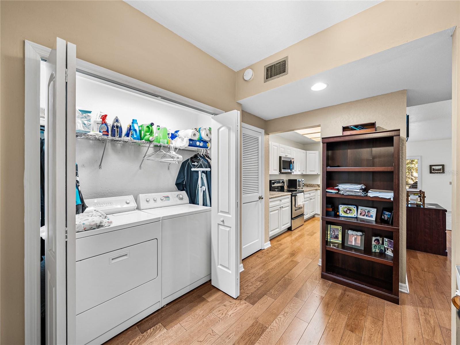 9718 TIFFANY OAKS LN #12, TAMPA, FL, 33612