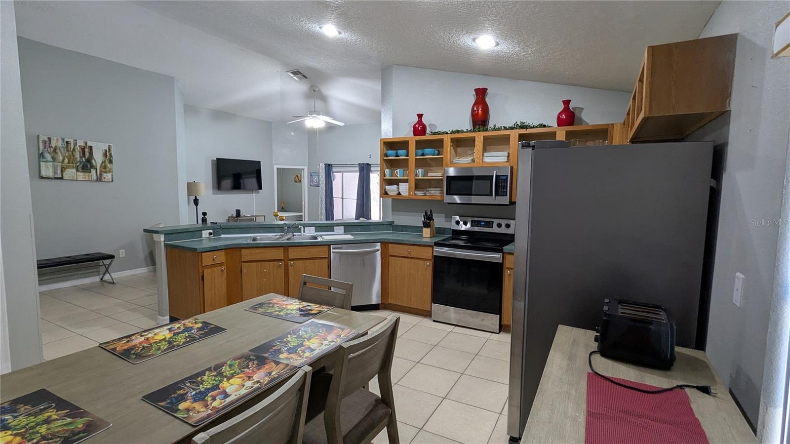 536 PINE CONE DR, DAVENPORT, FL, 33897