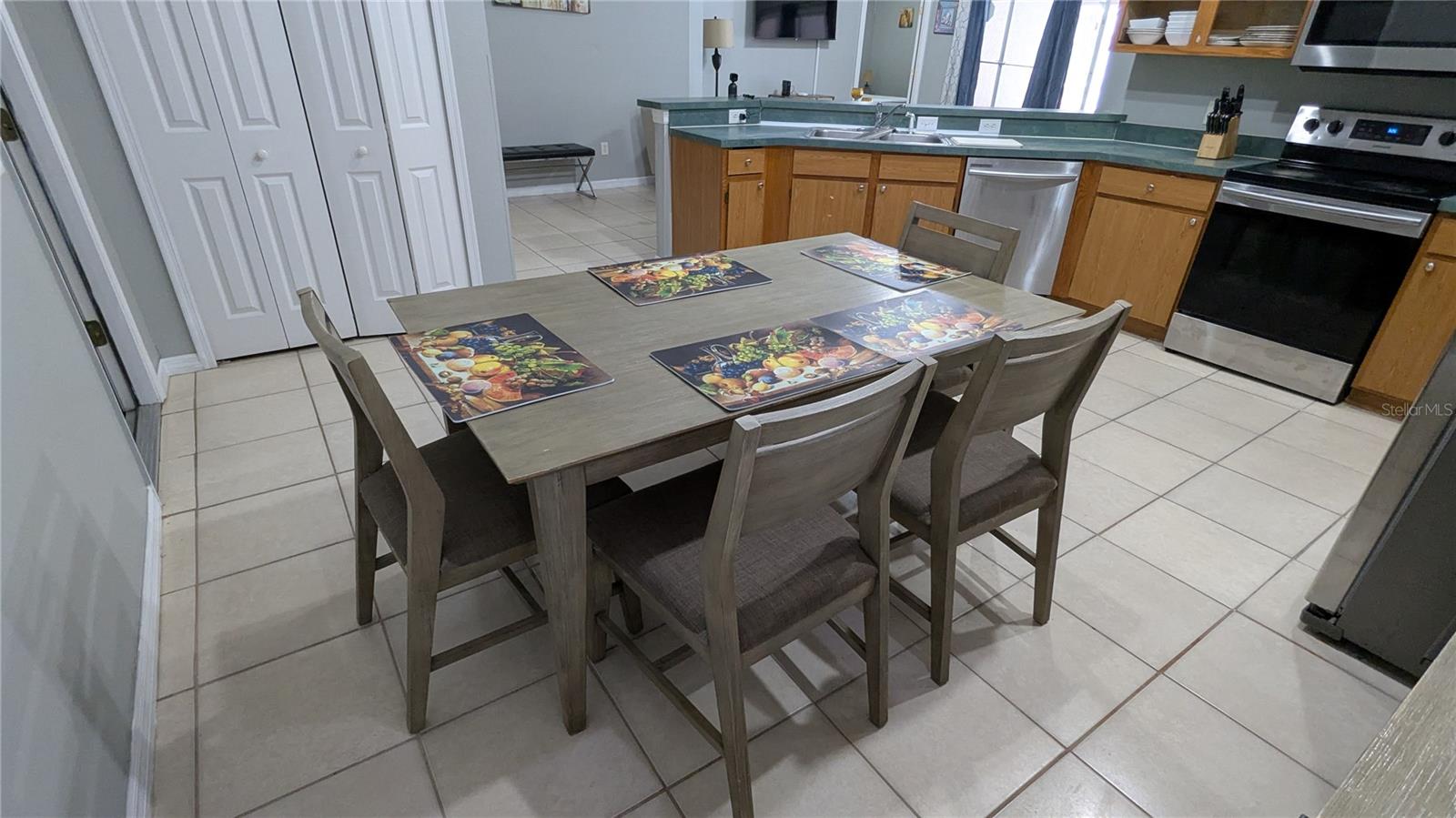 536 PINE CONE DR, DAVENPORT, FL, 33897