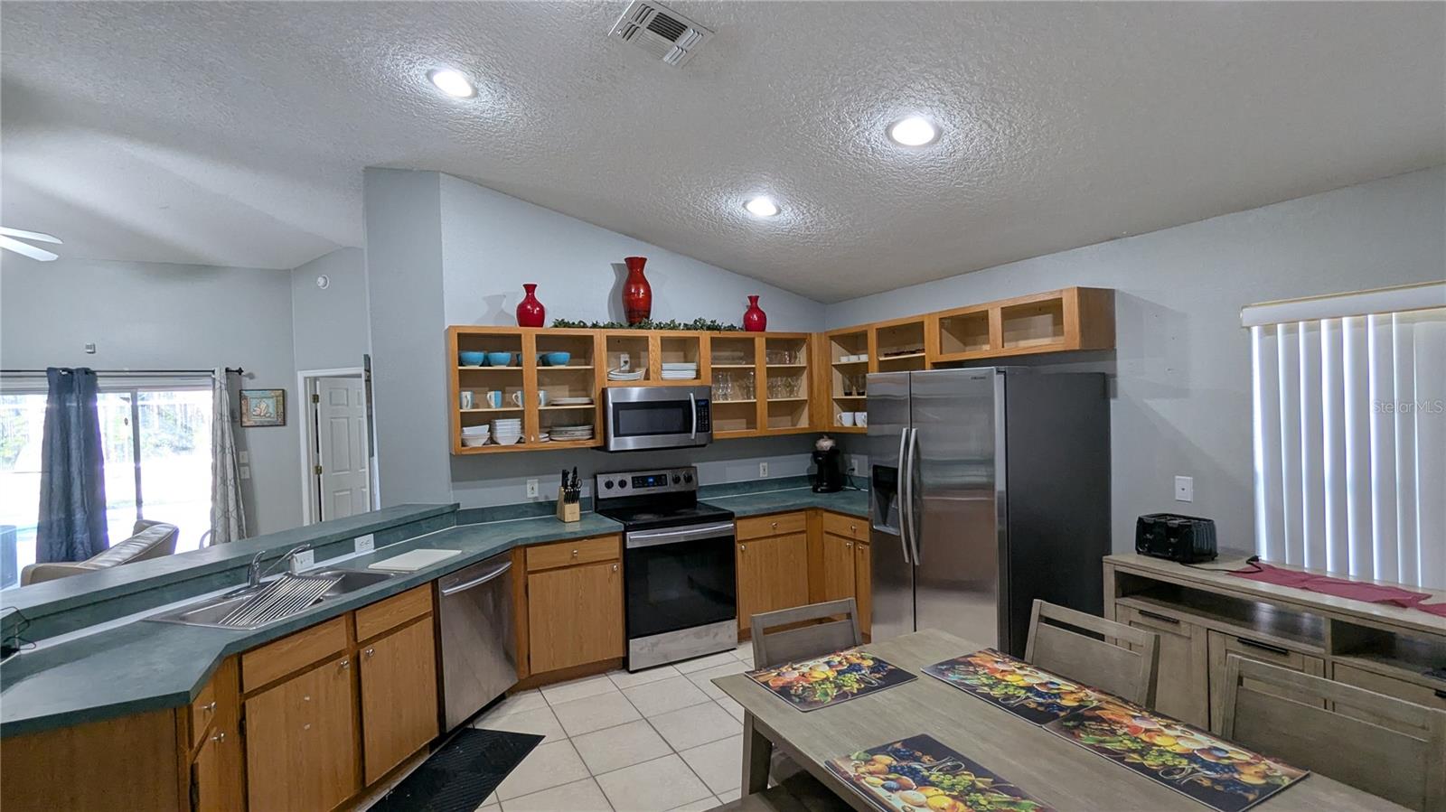 536 PINE CONE DR, DAVENPORT, FL, 33897