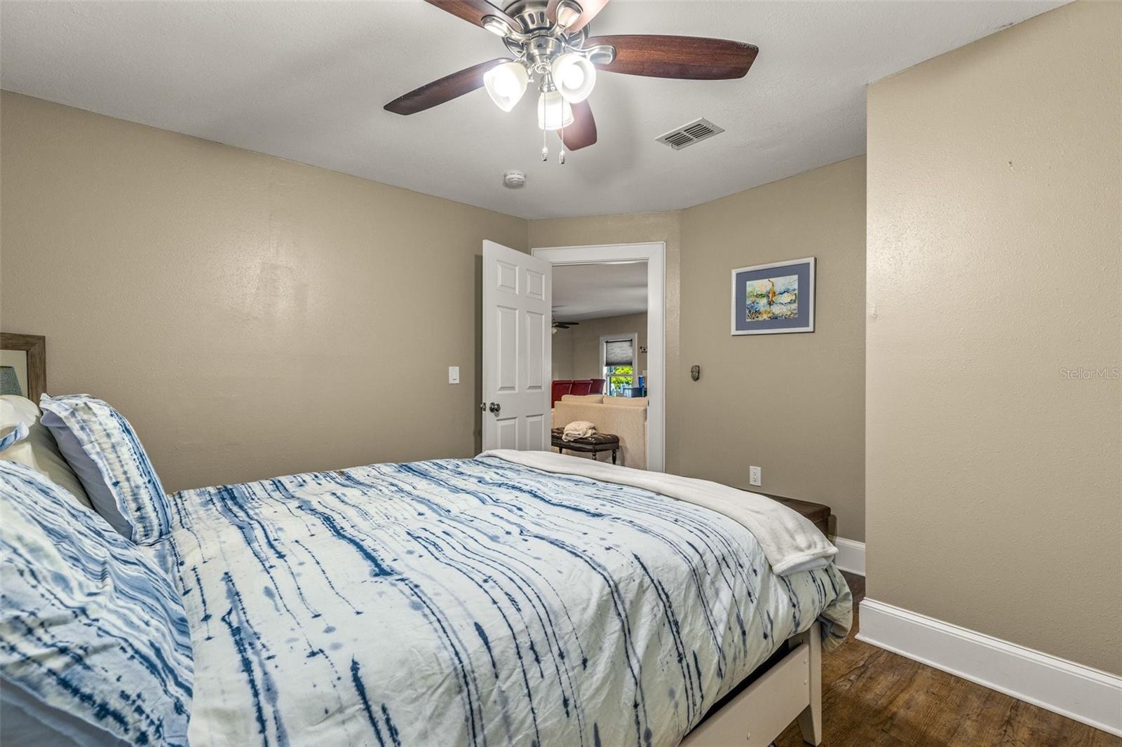 4135 BEACH DR SE, ST PETERSBURG, FL, 33705