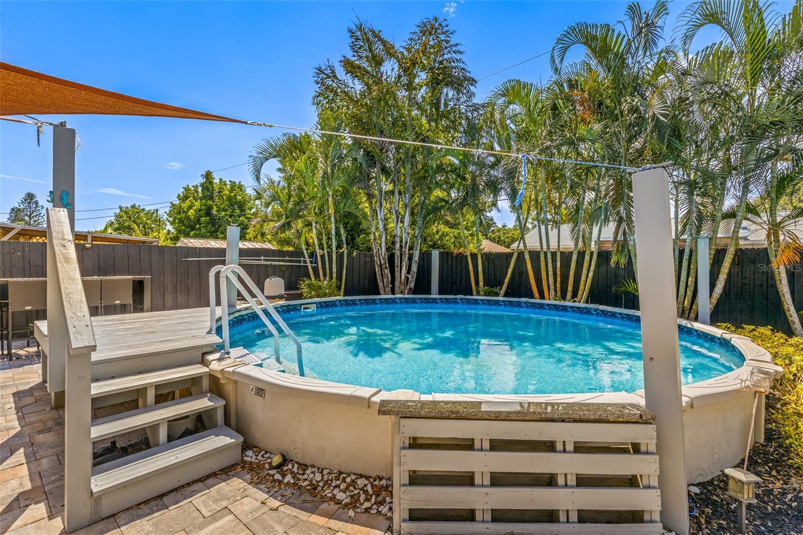 4135 BEACH DR SE, ST PETERSBURG, FL, 33705