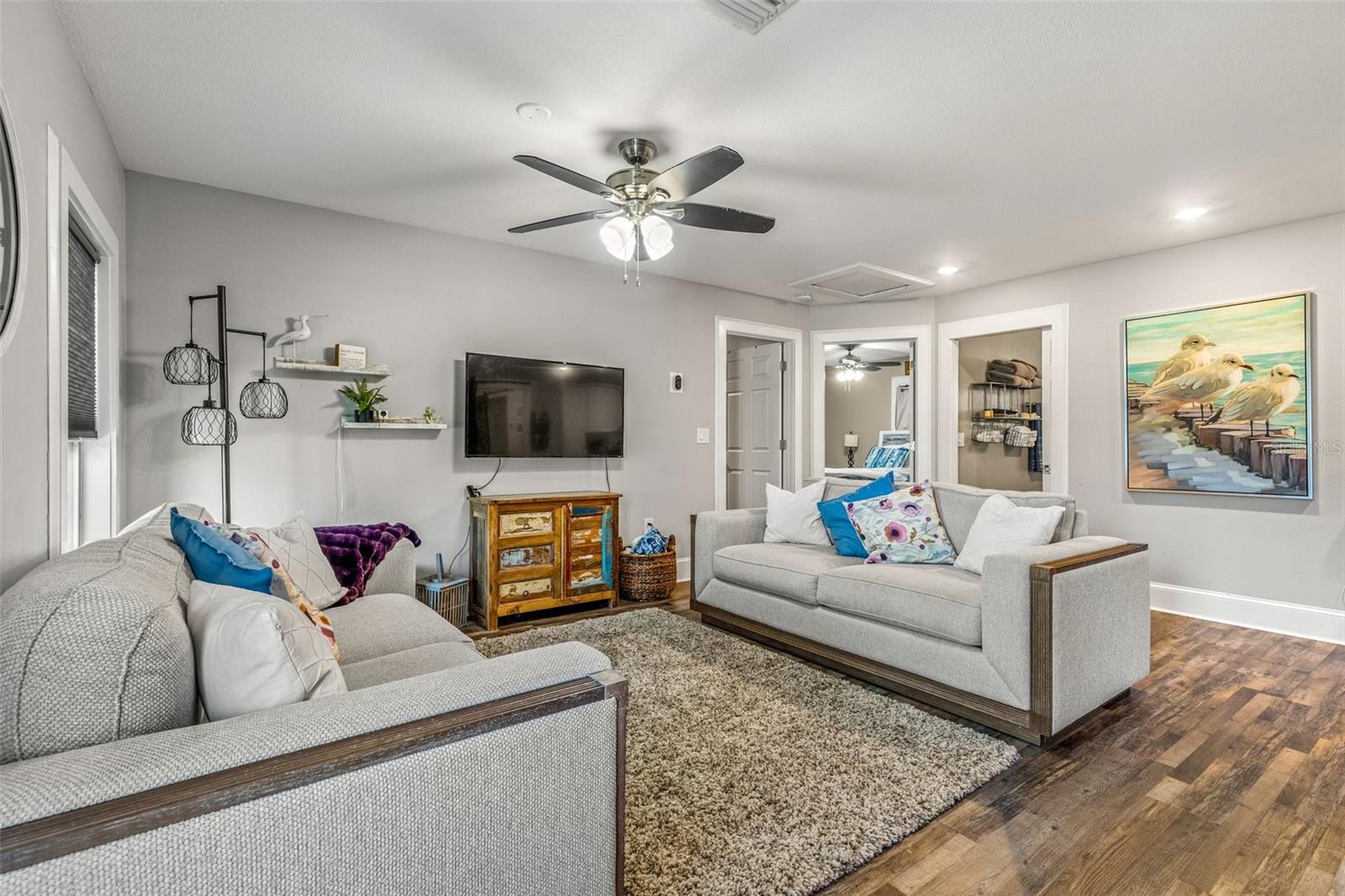 4135 BEACH DR SE, ST PETERSBURG, FL, 33705