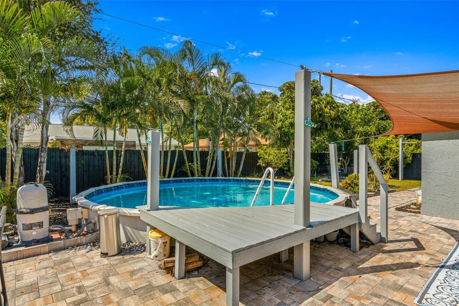 4135 BEACH DR SE, ST PETERSBURG, FL, 33705