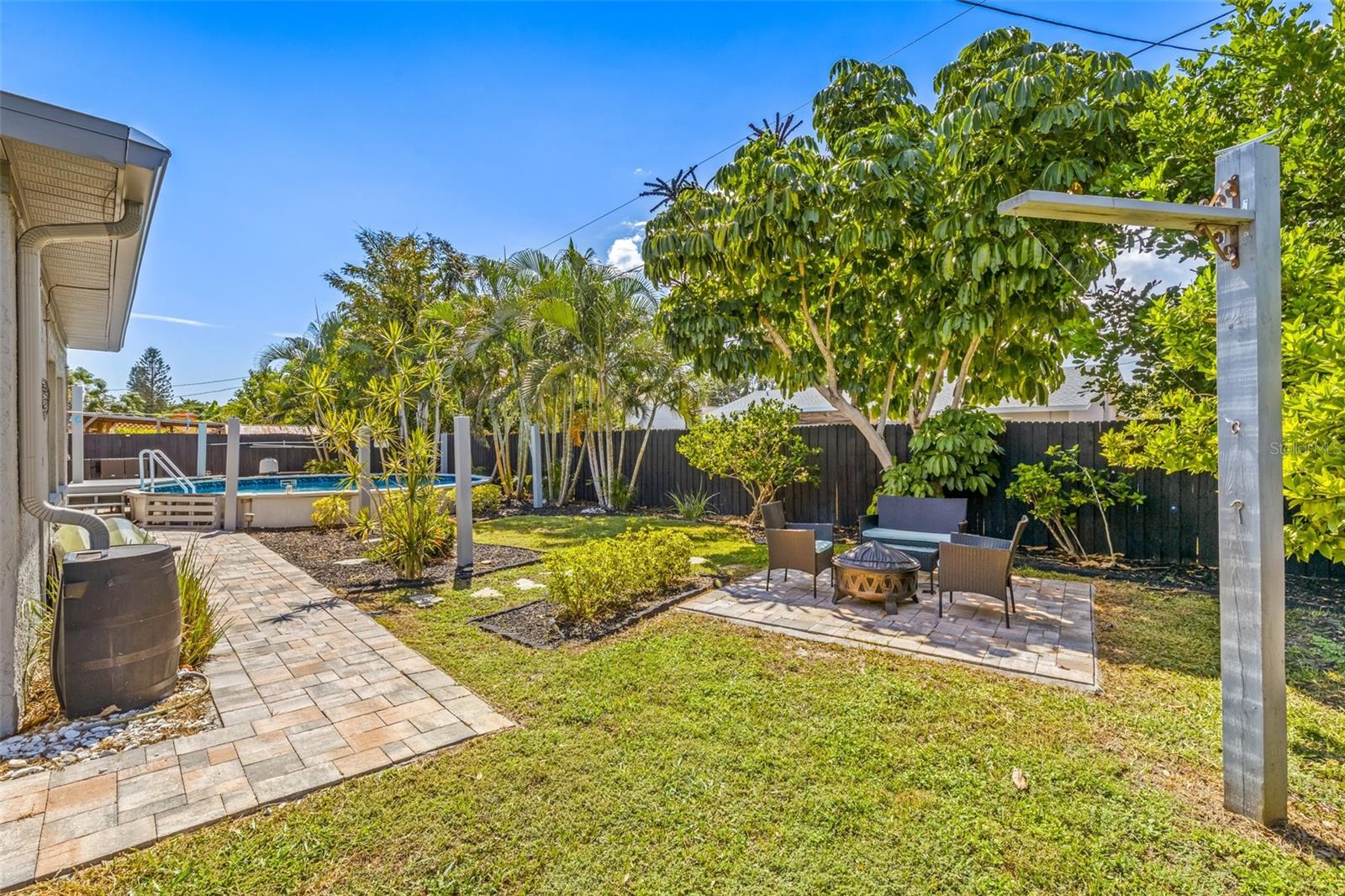 4135 BEACH DR SE, ST PETERSBURG, FL, 33705