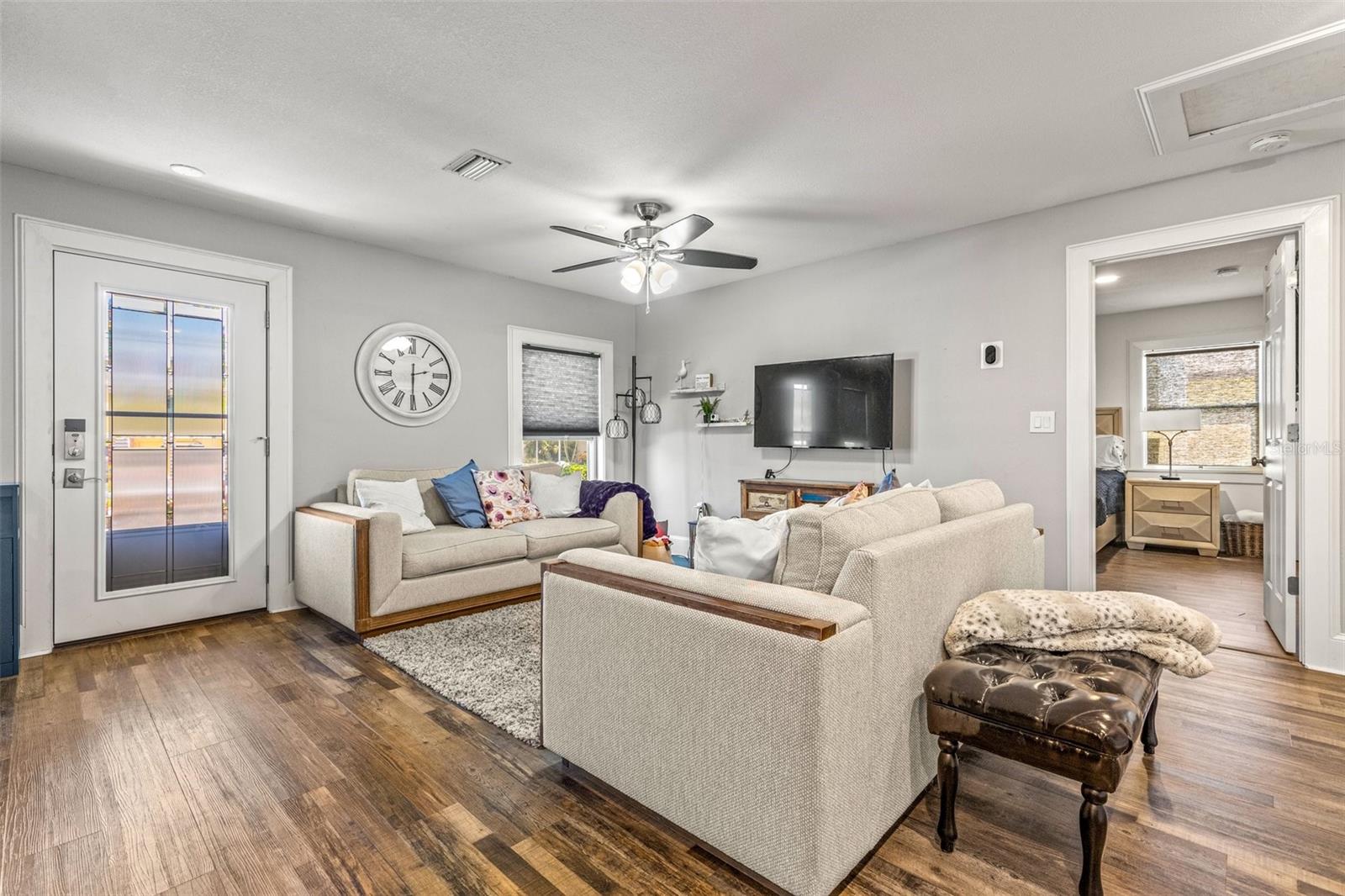 4135 BEACH DR SE, ST PETERSBURG, FL, 33705