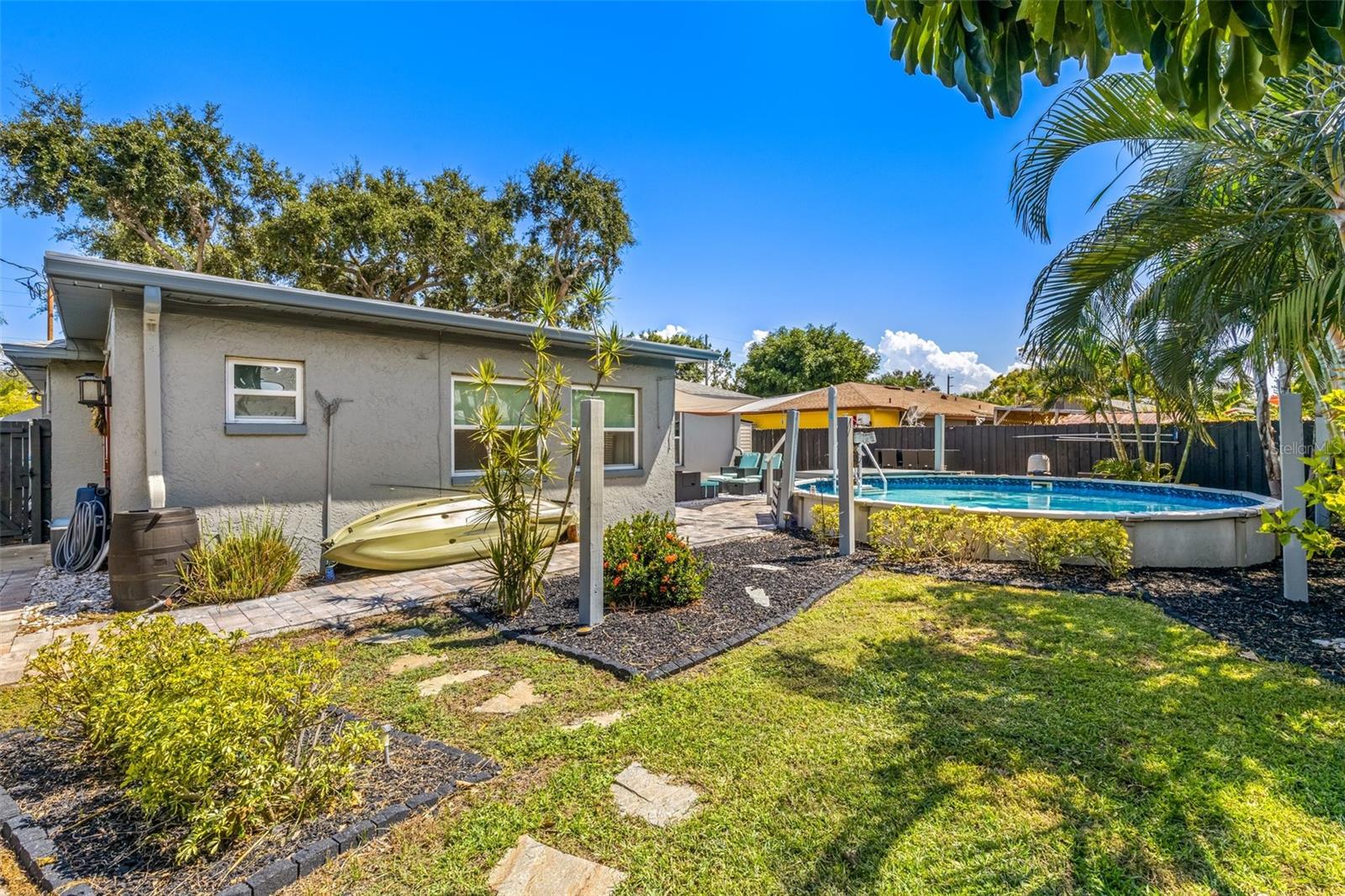 4135 BEACH DR SE, ST PETERSBURG, FL, 33705