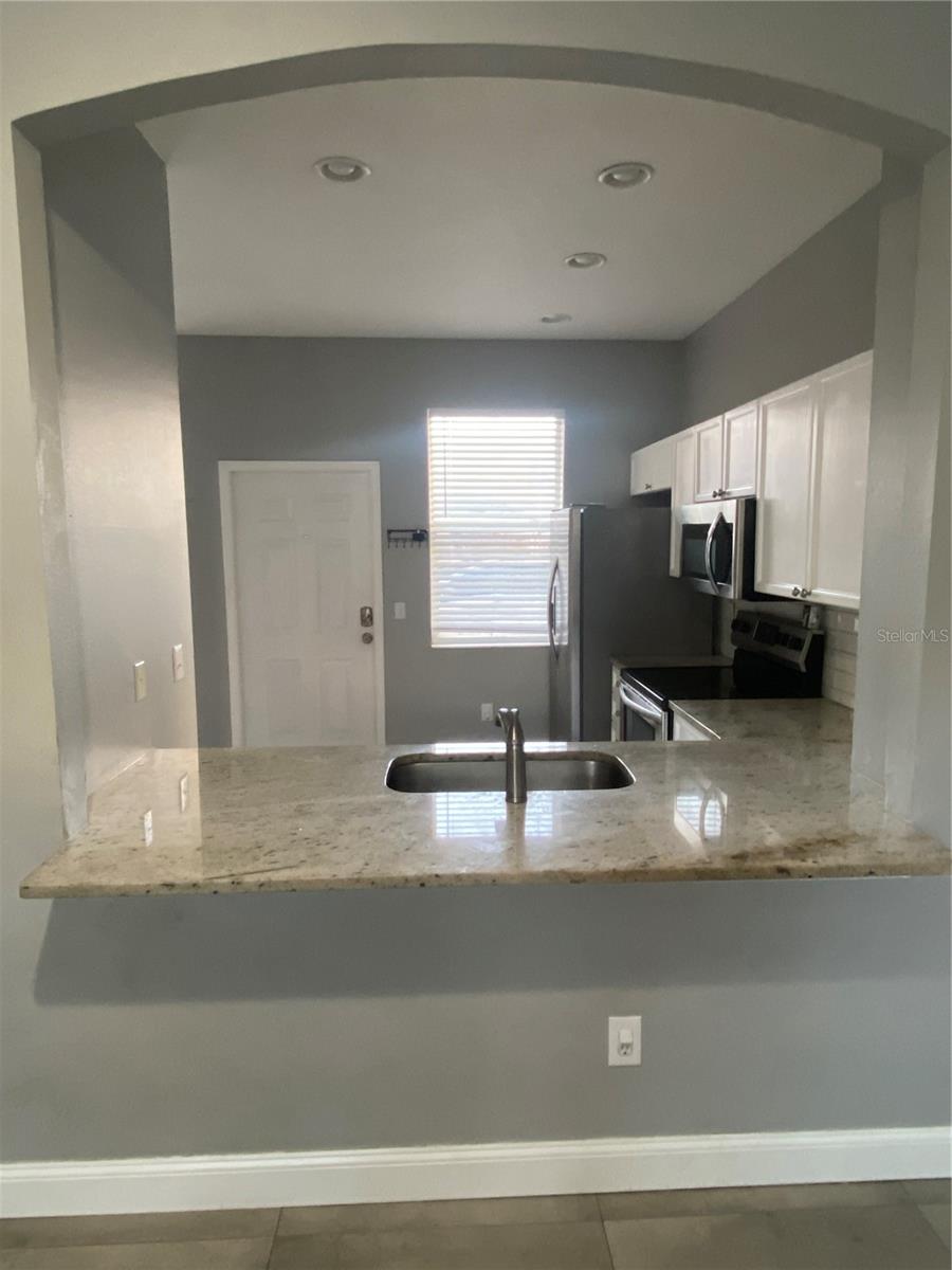 724 4TH AVE S #8, ST PETERSBURG, FL, 33701