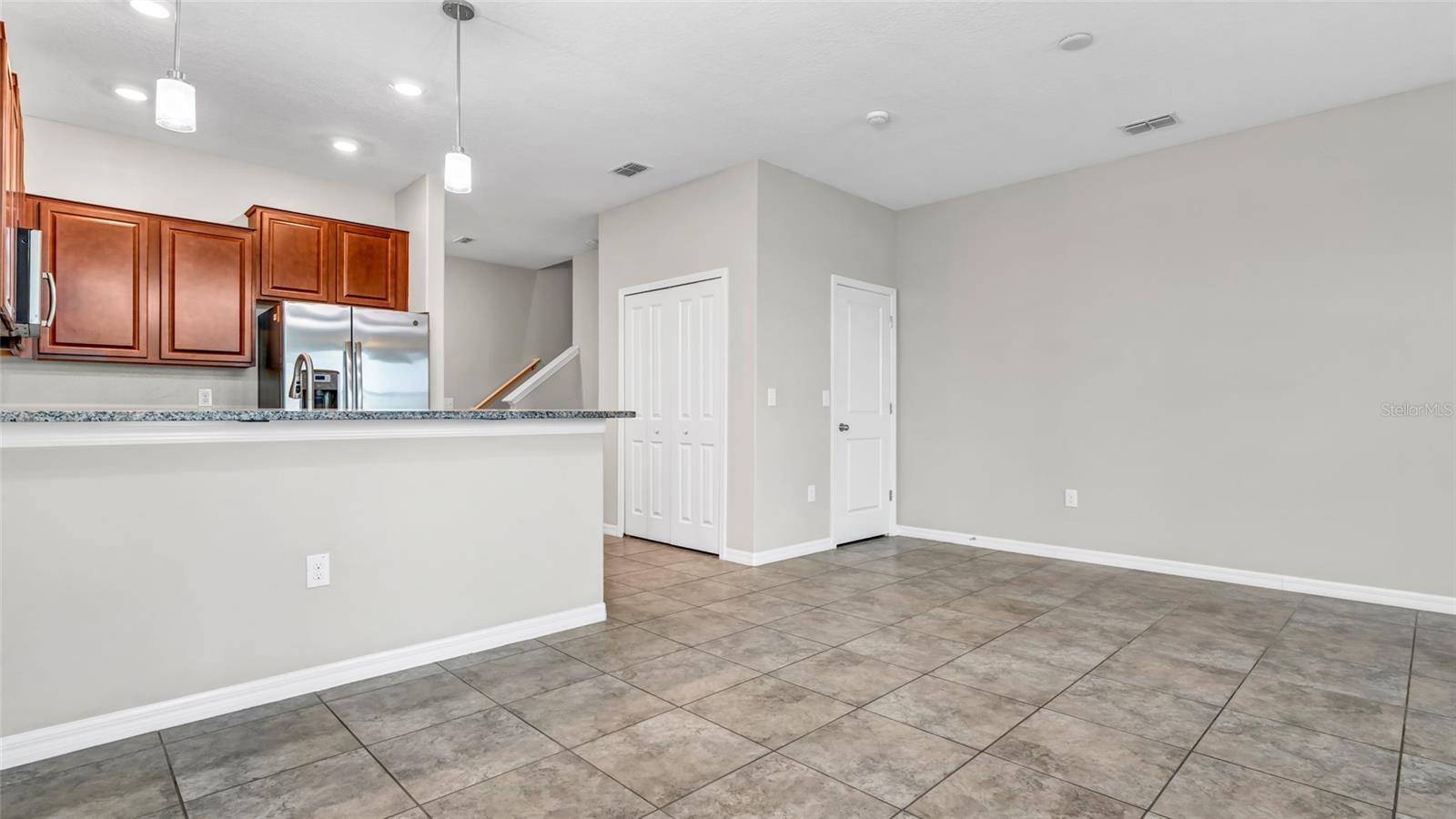 15510 FLORENCE HOLLOW PL, SUN CITY CENTER, FL, 33573