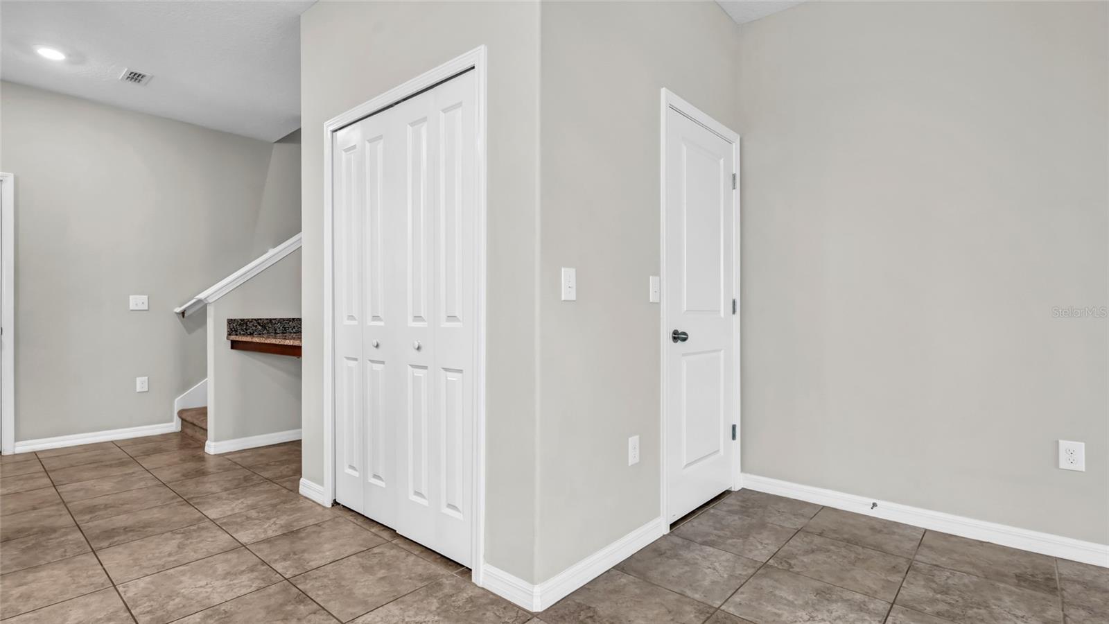 15510 FLORENCE HOLLOW PL, SUN CITY CENTER, FL, 33573
