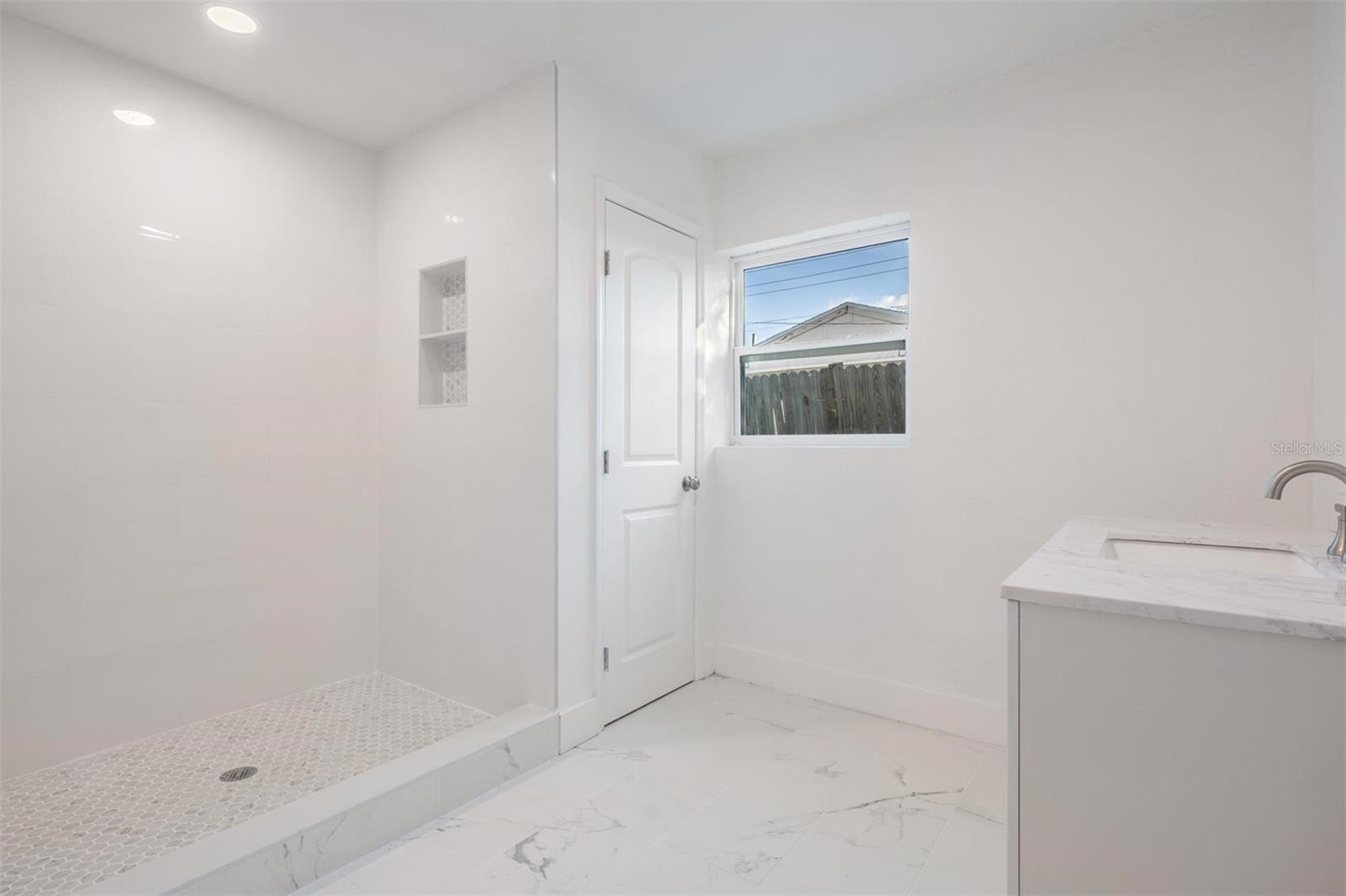 2004 N GRADY AVE, TAMPA, FL, 33607