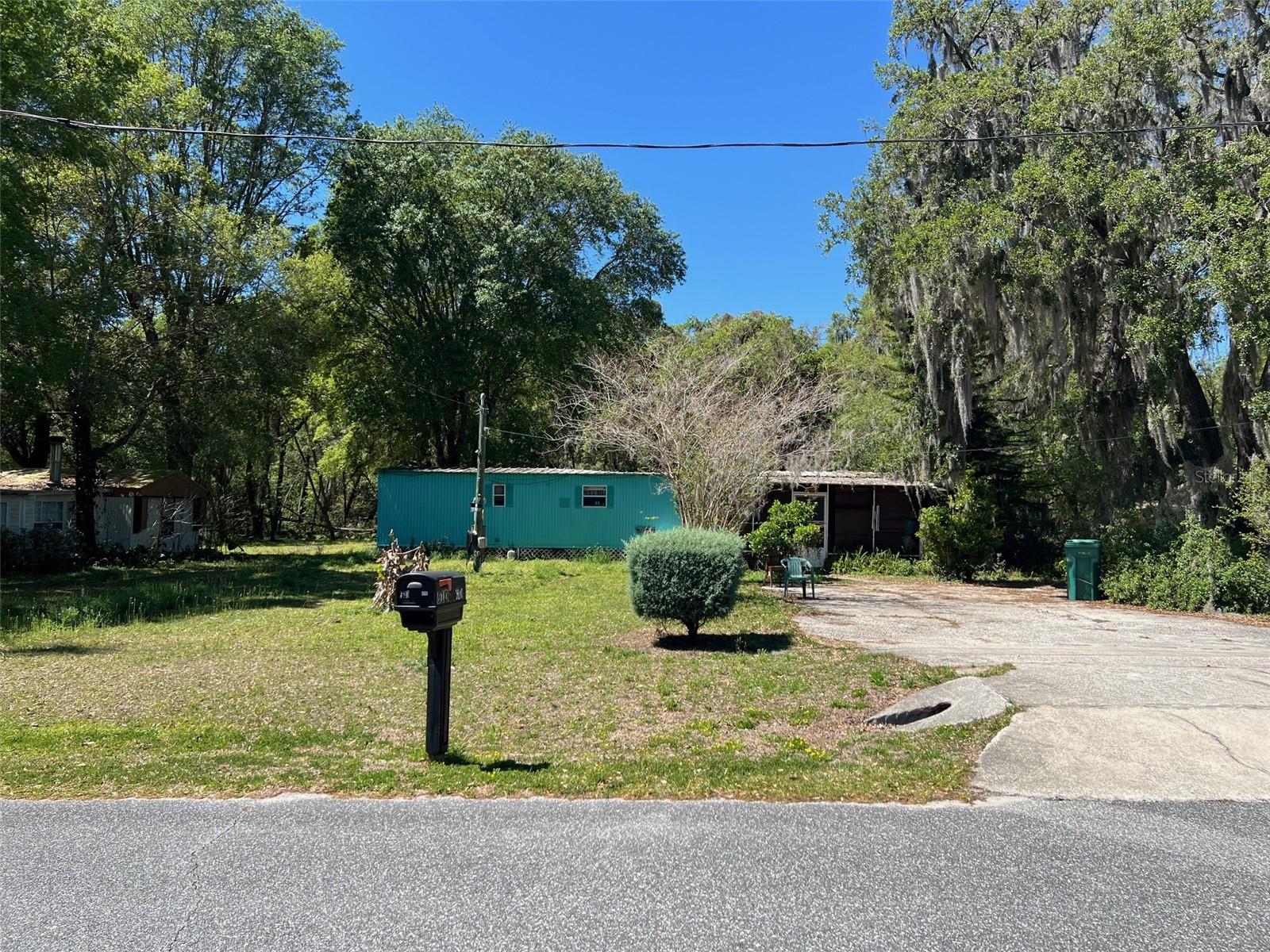 610 RAY ST, LADY LAKE, FL, 32159