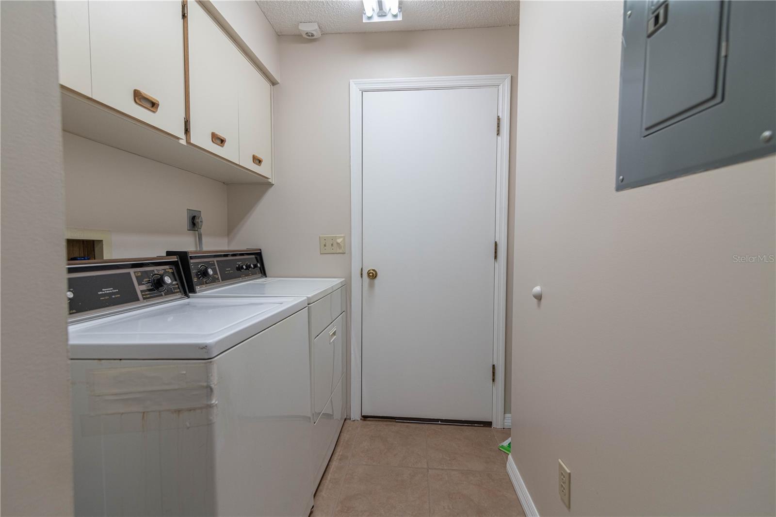 100 WEBSTER LN, PALM COAST, FL, 32164