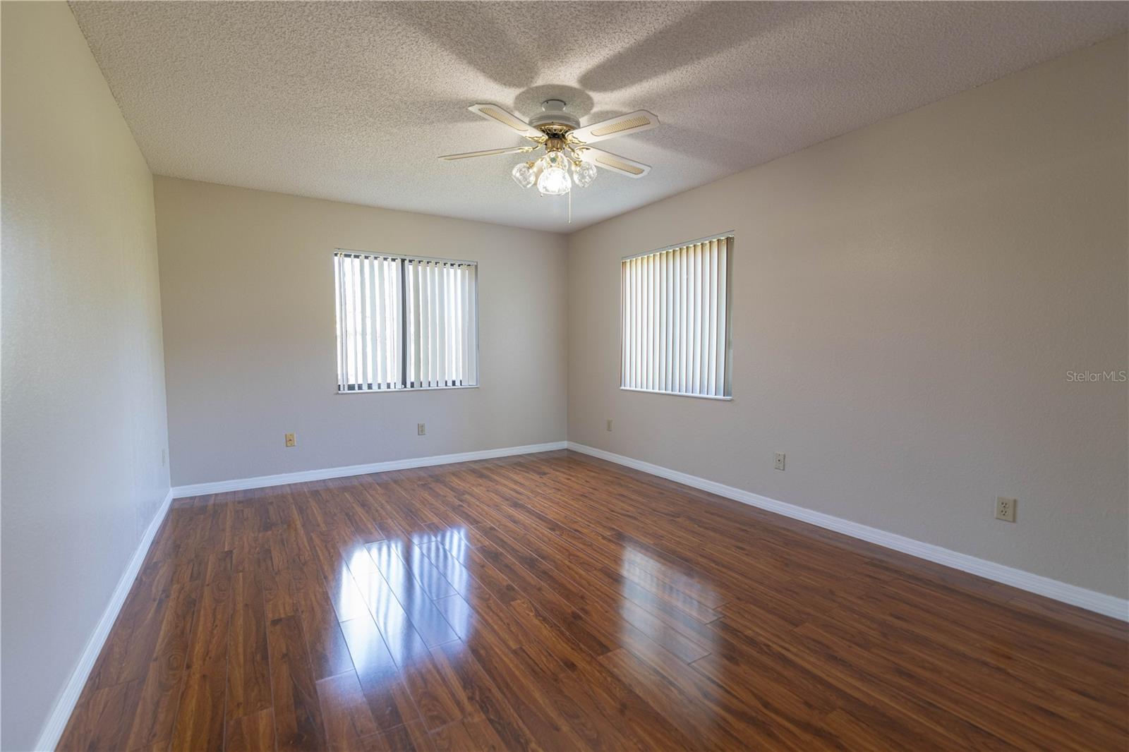 100 WEBSTER LN, PALM COAST, FL, 32164