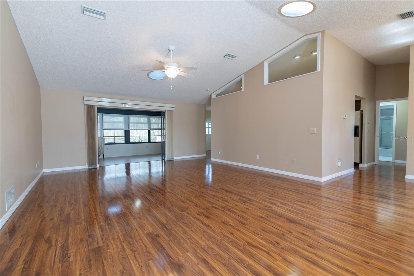 100 WEBSTER LN, PALM COAST, FL, 32164