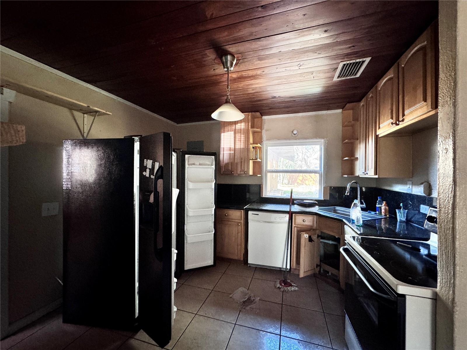 7002 ROSE AVE, ORLANDO, FL, 32810
