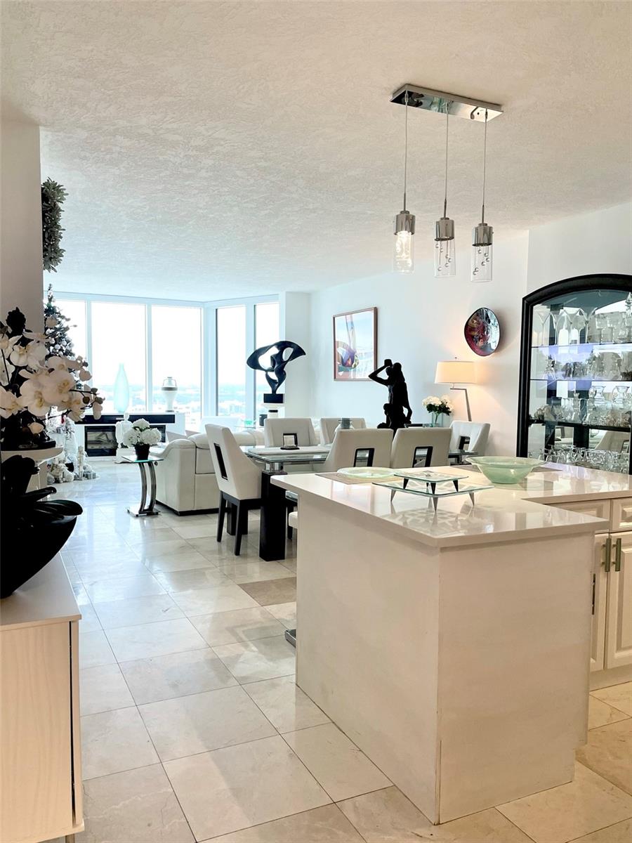 1 BEACH DR SE #2312, ST PETERSBURG, FL, 33701