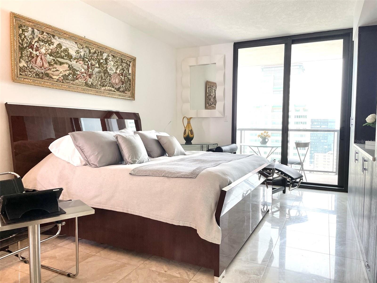 1 BEACH DR SE #2312, ST PETERSBURG, FL, 33701