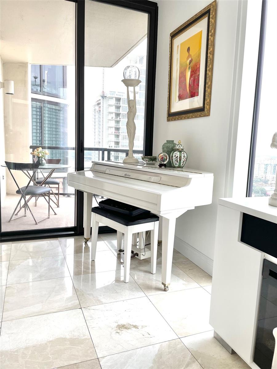 1 BEACH DR SE #2312, ST PETERSBURG, FL, 33701