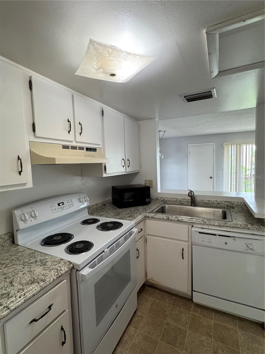 592 ORANGE DR #140, ALTAMONTE SPRINGS, FL, 32701