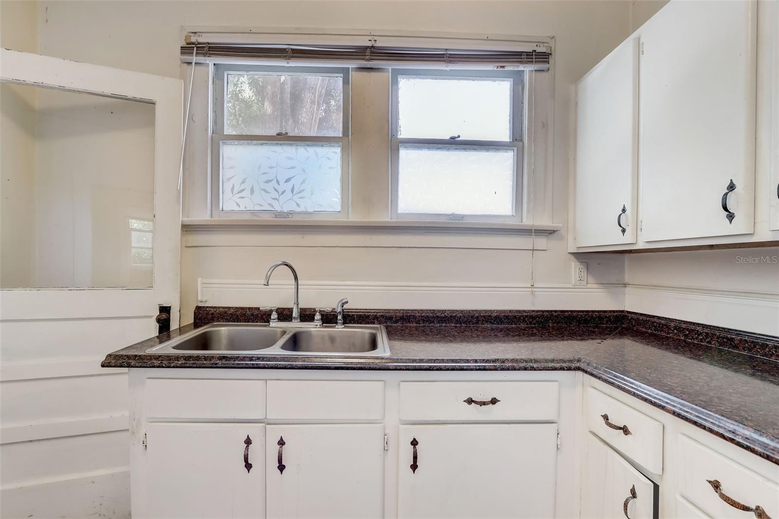 200 & 200 1/2 HIBISCUS CT, ORLANDO, FL, 32801