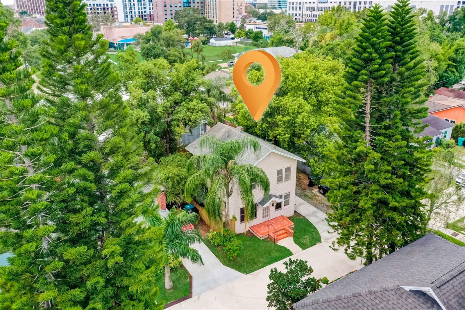 200 & 200 1/2 HIBISCUS CT, ORLANDO, FL, 32801