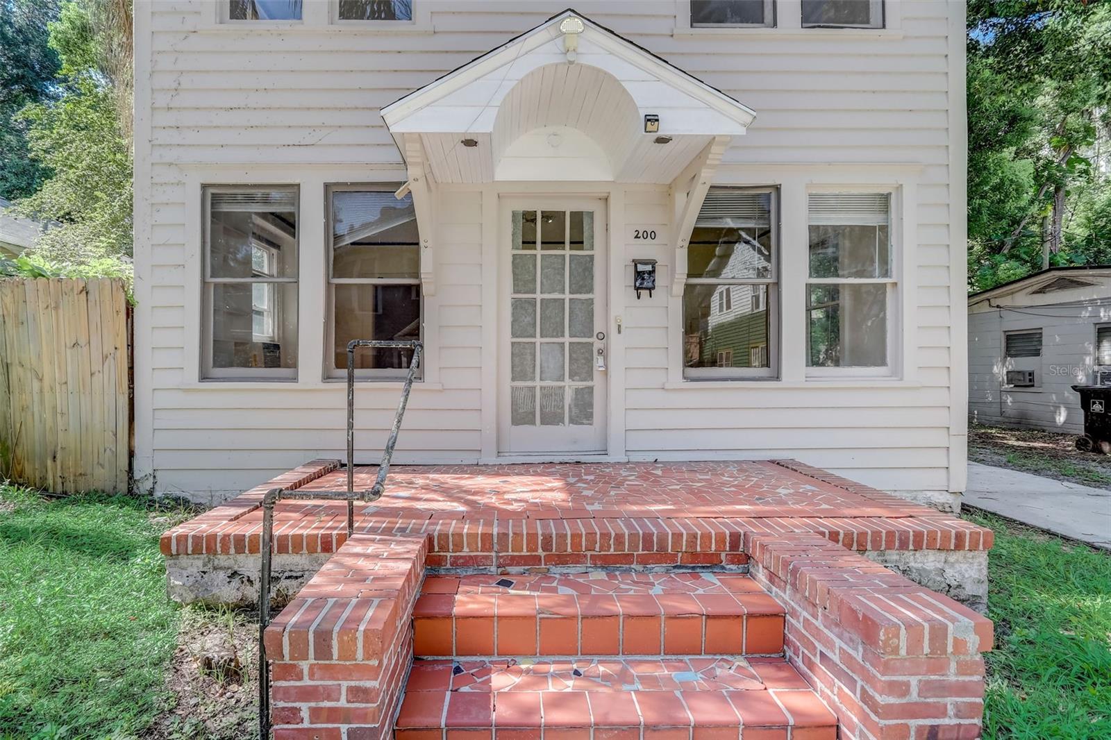 200 & 200 1/2 HIBISCUS CT, ORLANDO, FL, 32801