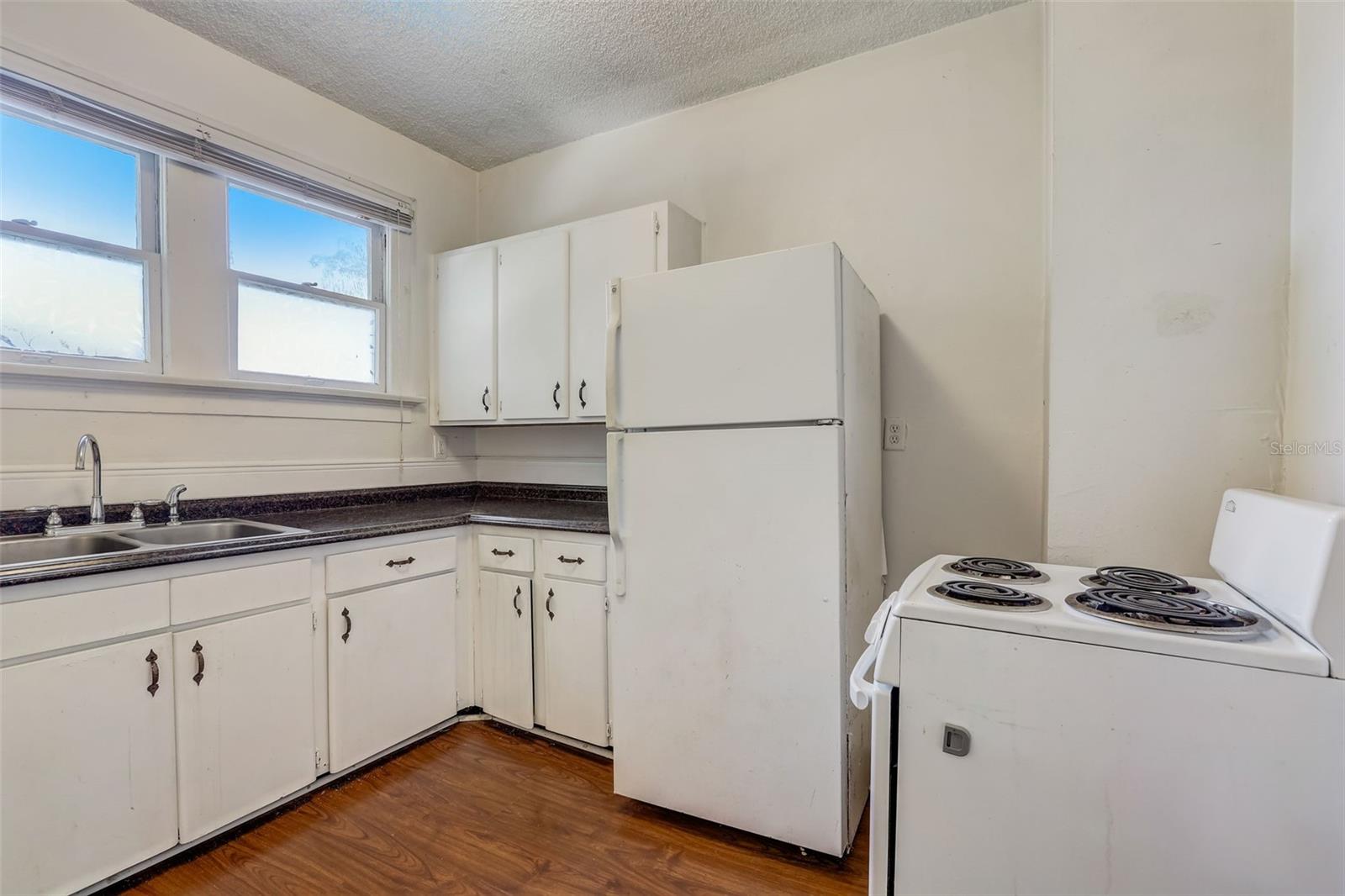 200 & 200 1/2 HIBISCUS CT, ORLANDO, FL, 32801