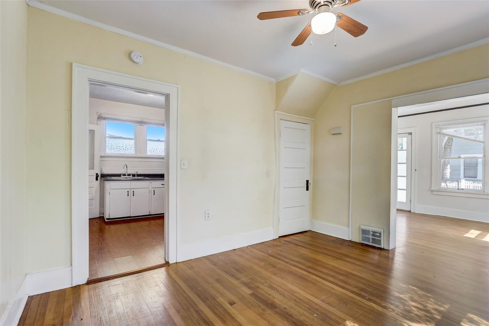 200 & 200 1/2 HIBISCUS CT, ORLANDO, FL, 32801