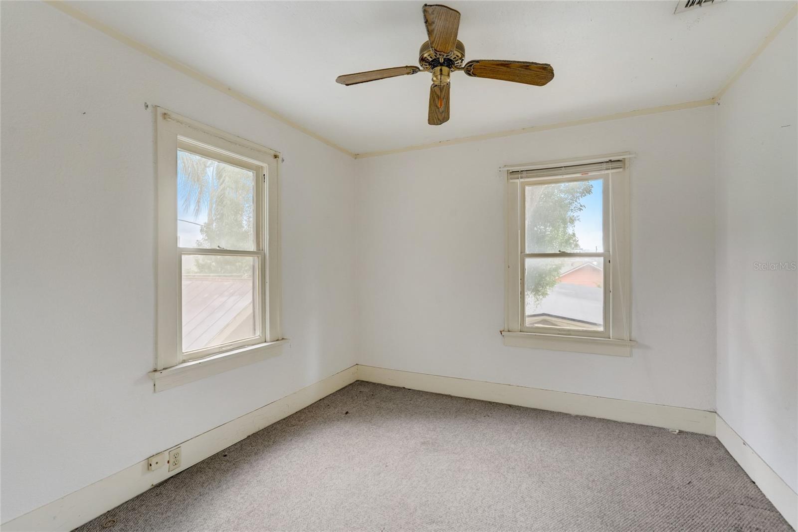 200 & 200 1/2 HIBISCUS CT, ORLANDO, FL, 32801