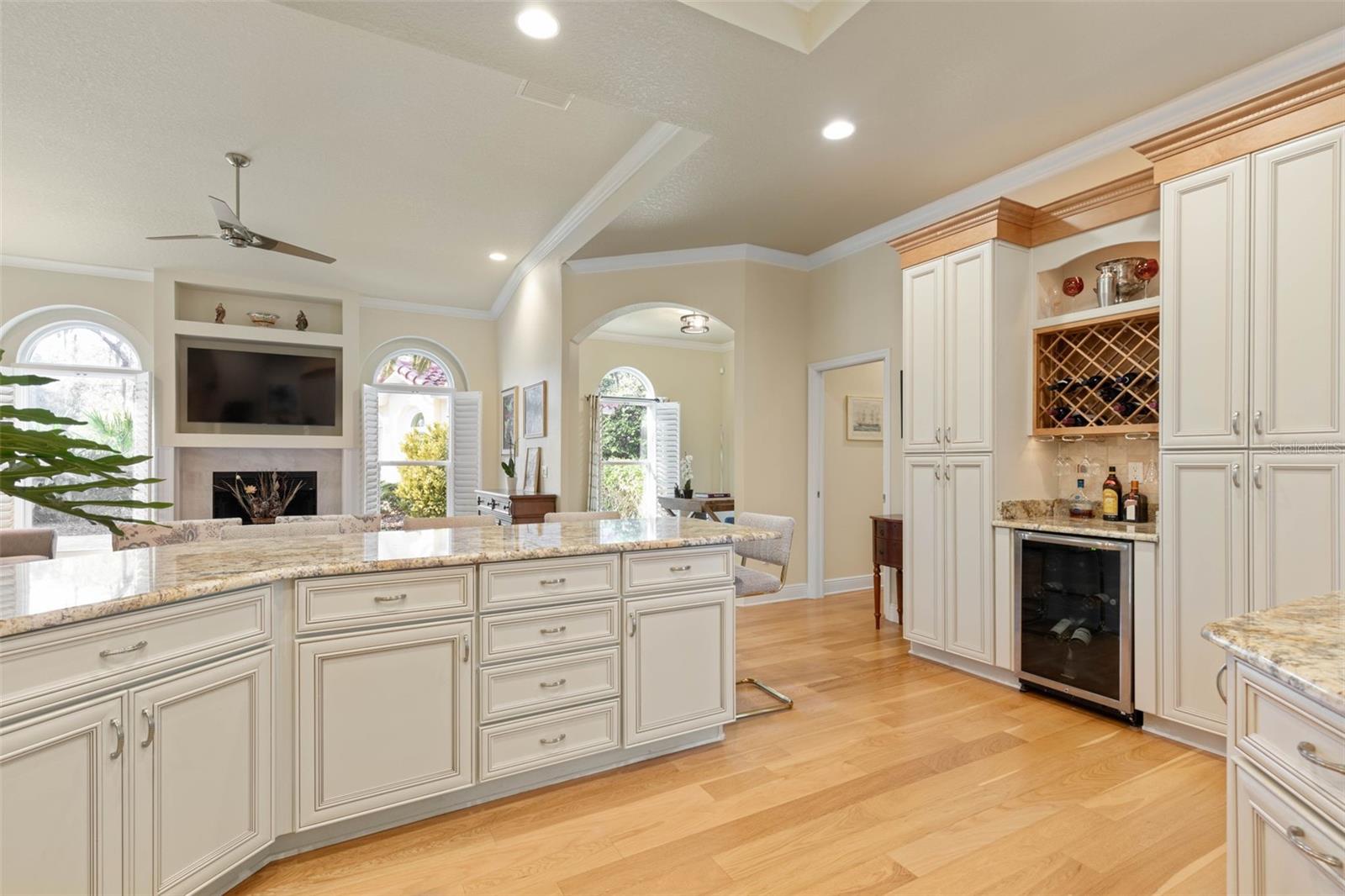 8 ROMA CT, PALM COAST, FL, 32137