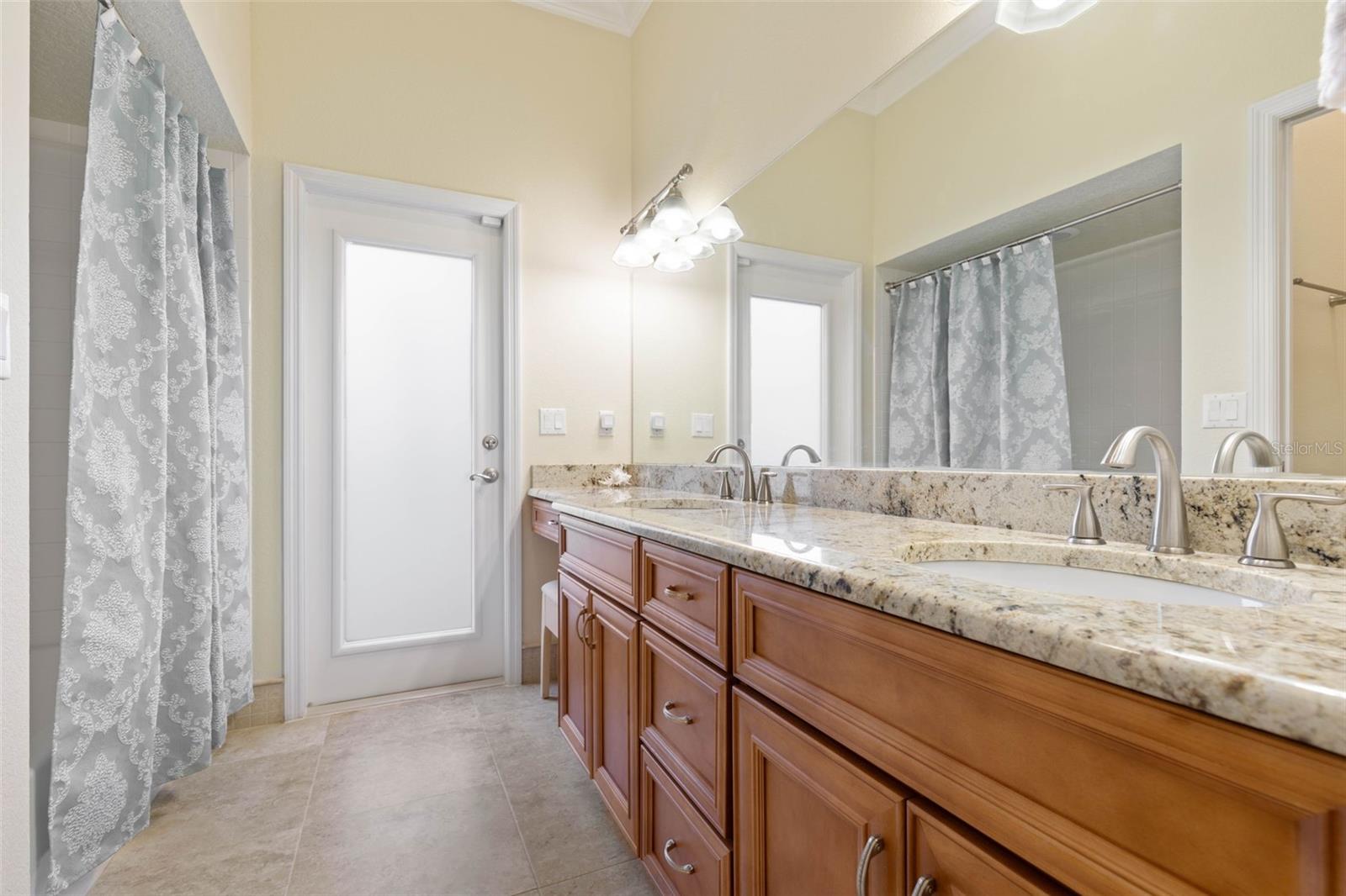 8 ROMA CT, PALM COAST, FL, 32137