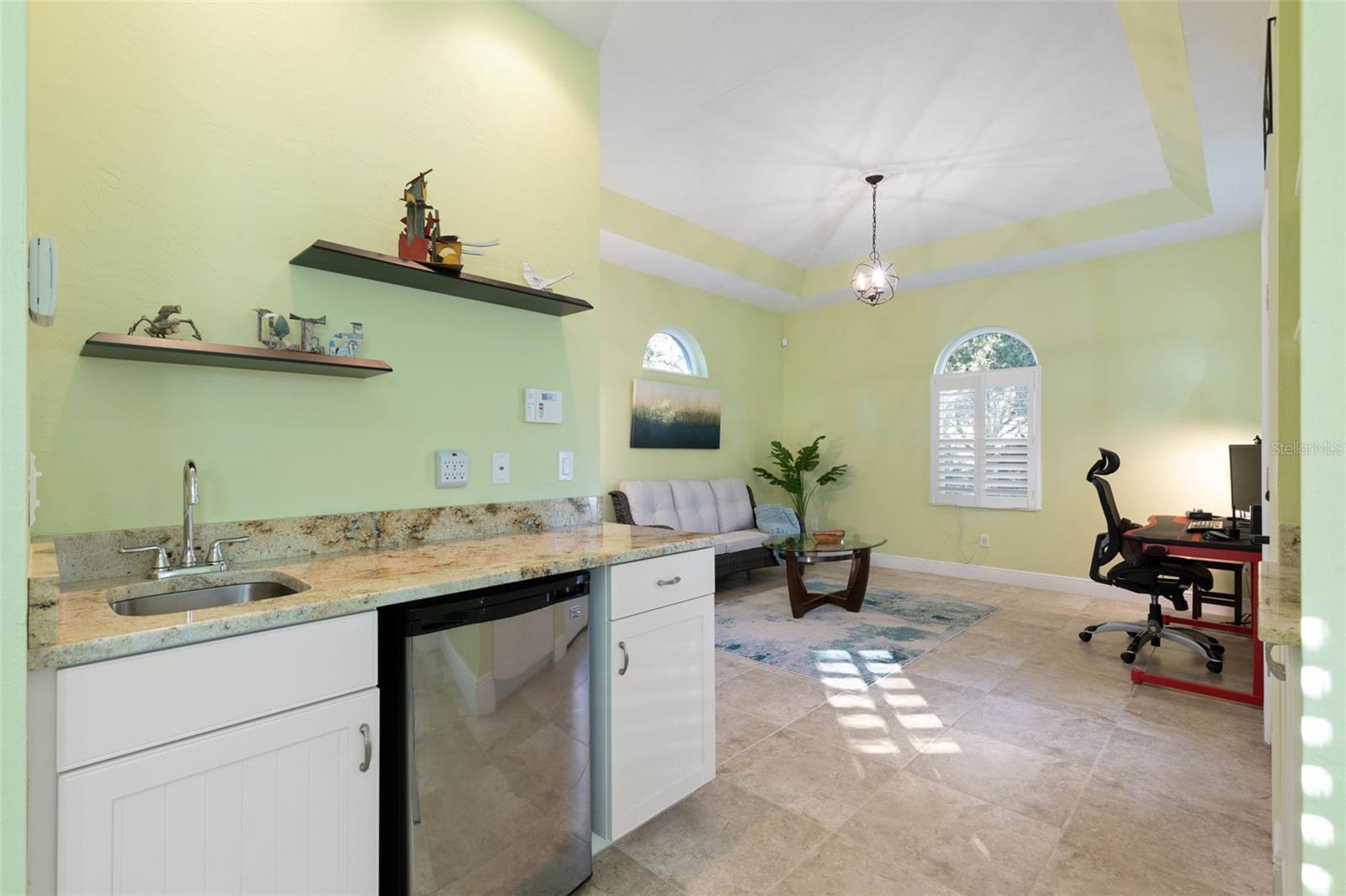 8 ROMA CT, PALM COAST, FL, 32137