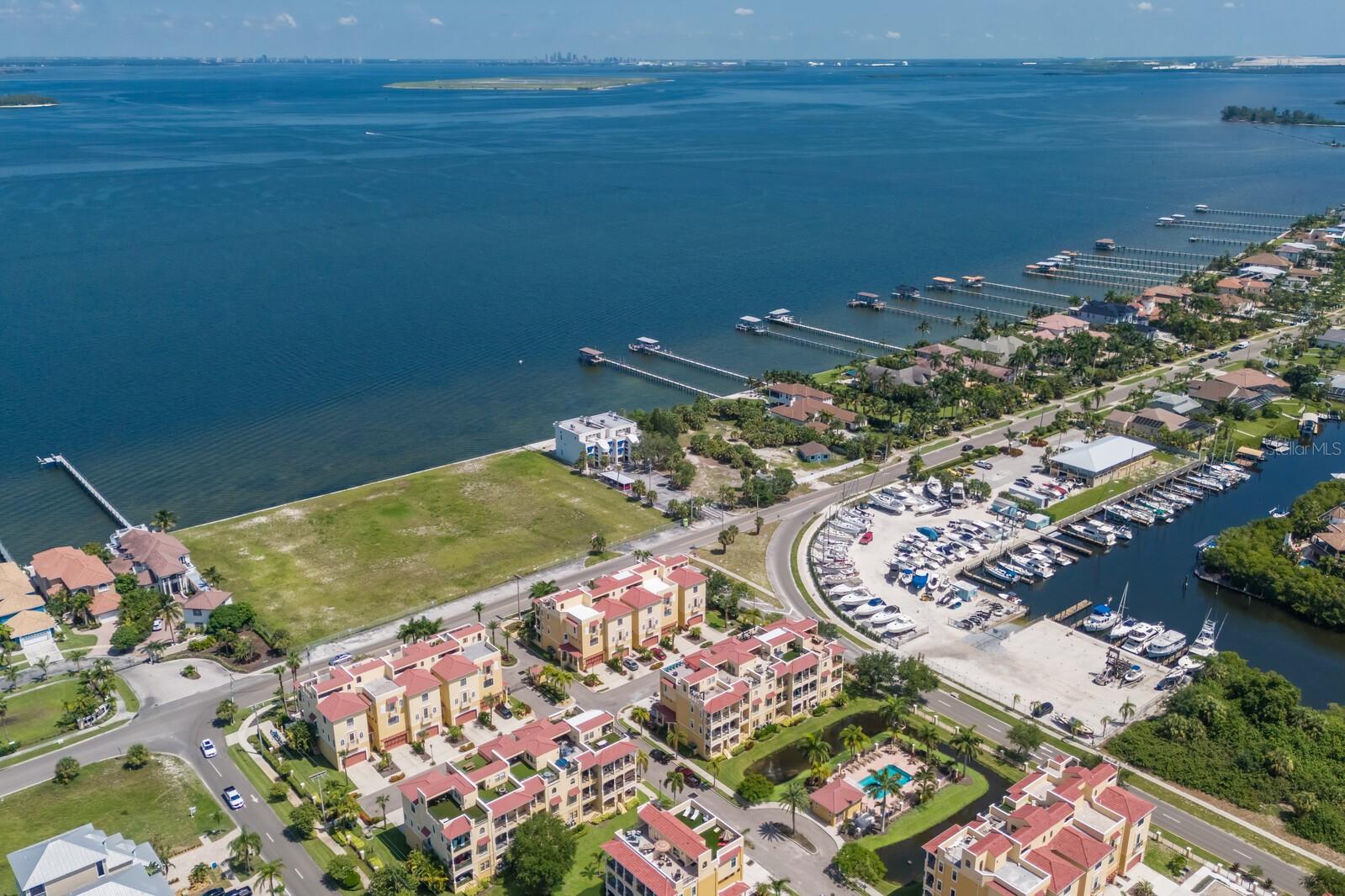 1450 SILVIA SHORES DR, APOLLO BEACH, FL, 33572
