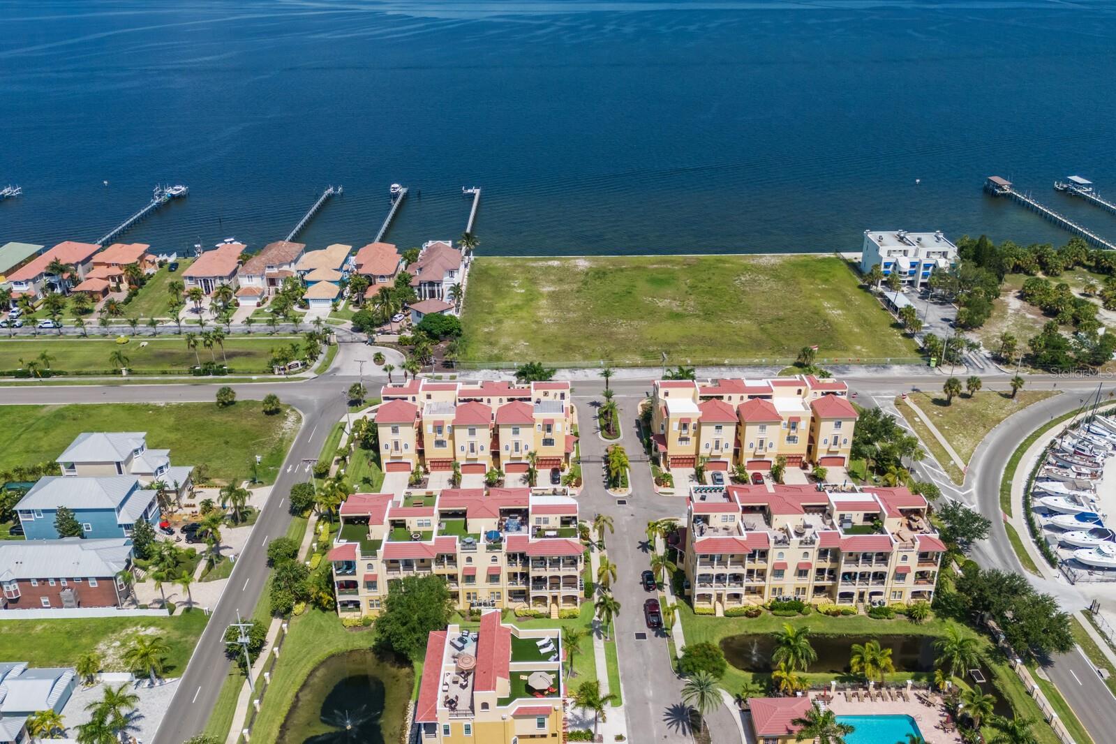 1450 SILVIA SHORES DR, APOLLO BEACH, FL, 33572