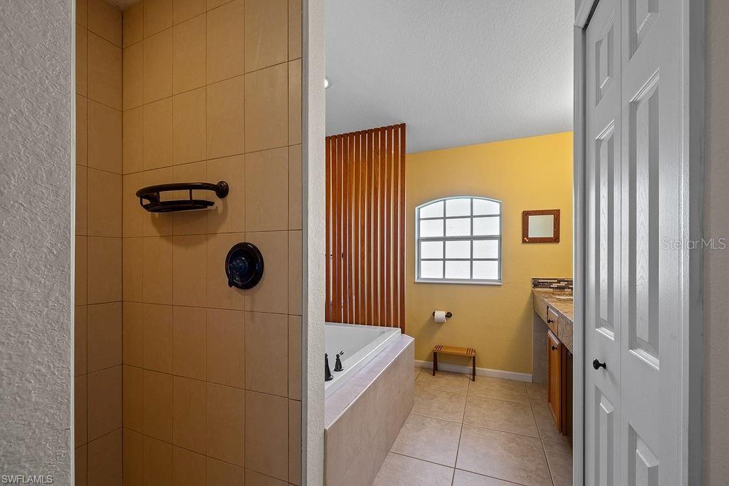 3823 17TH ST W, LEHIGH ACRES, FL, 33971