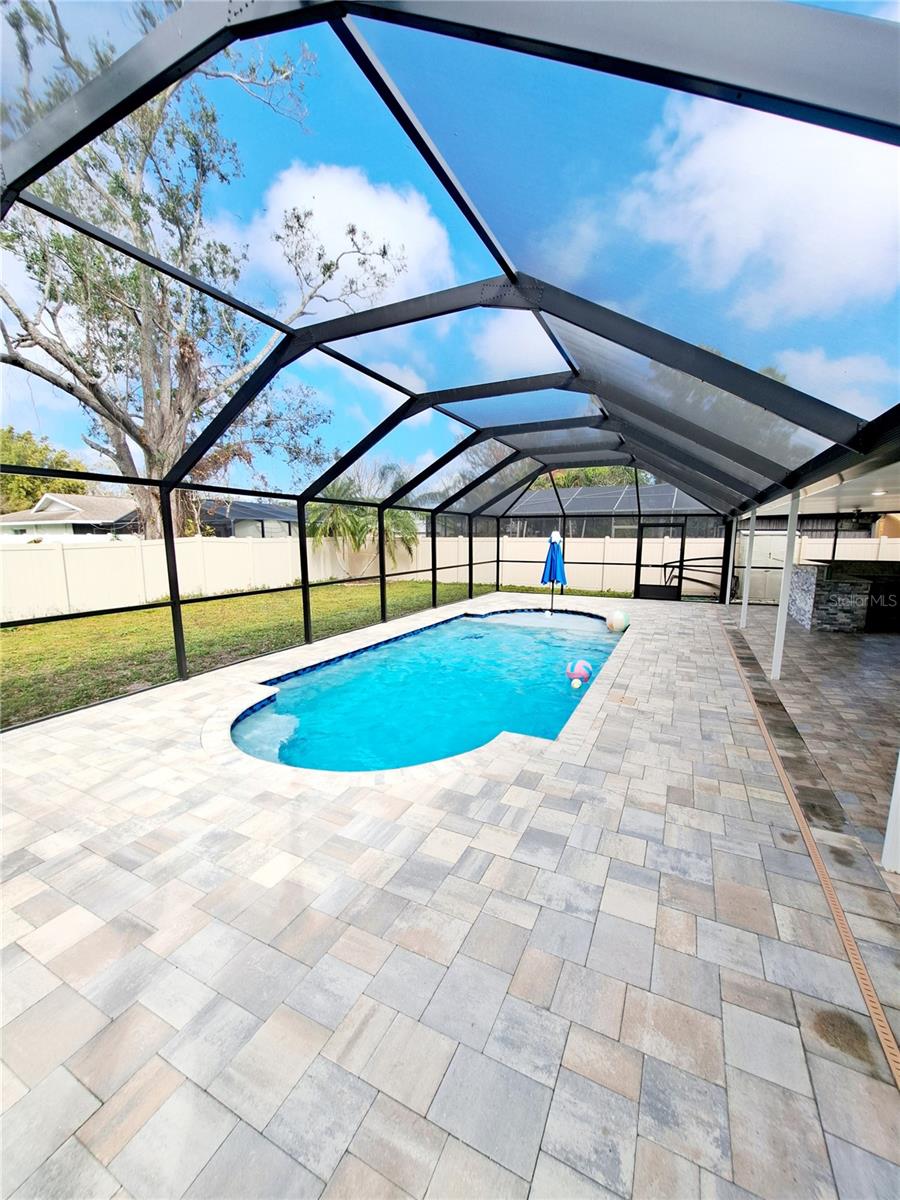 6871 64TH AVE N, PINELLAS PARK, FL, 33781