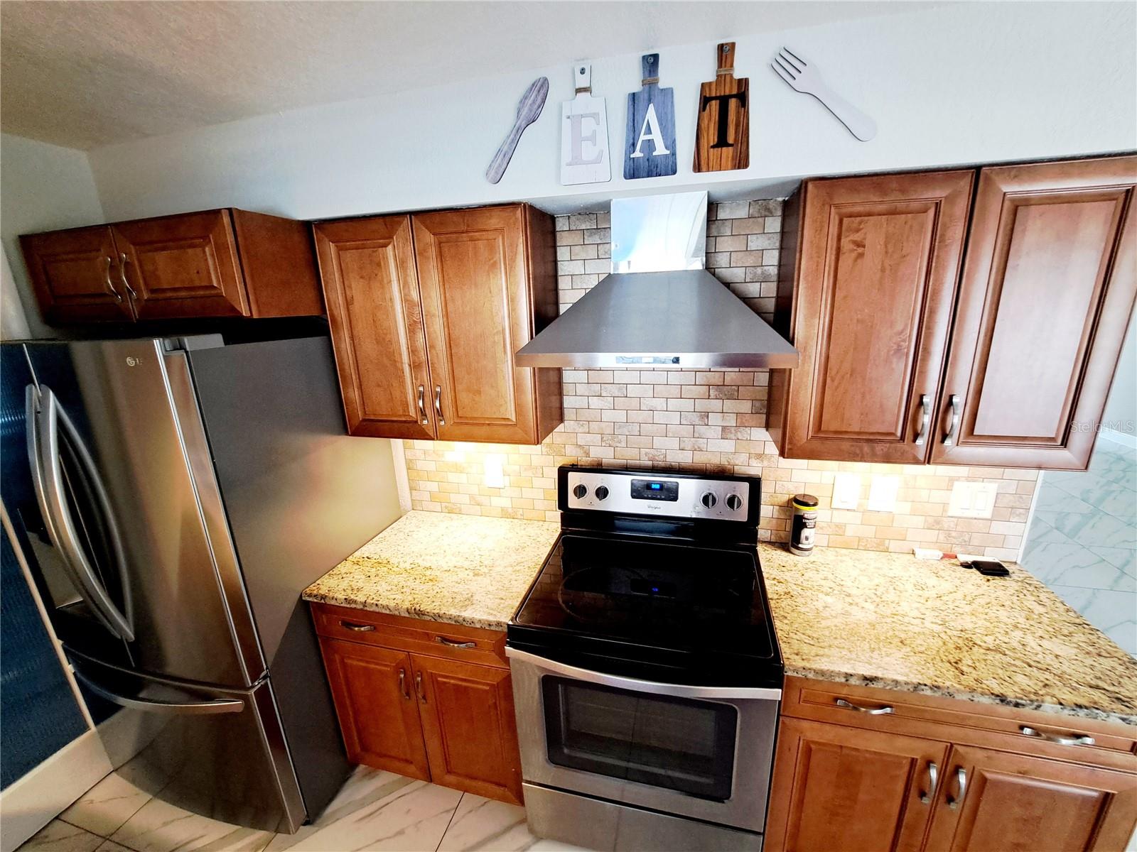 6871 64TH AVE N, PINELLAS PARK, FL, 33781