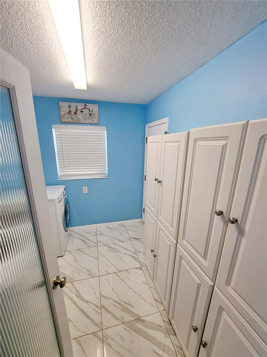 6871 64TH AVE N, PINELLAS PARK, FL, 33781