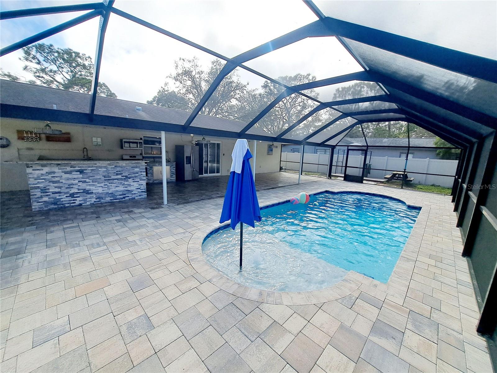 6871 64TH AVE N, PINELLAS PARK, FL, 33781