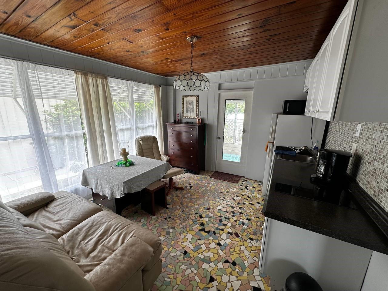 210 BONNER AVE, DAYTONA BEACH, FL, 32118