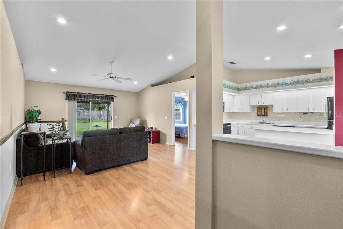 1415 PINEWOOD AVE, LAKELAND, FL, 33803