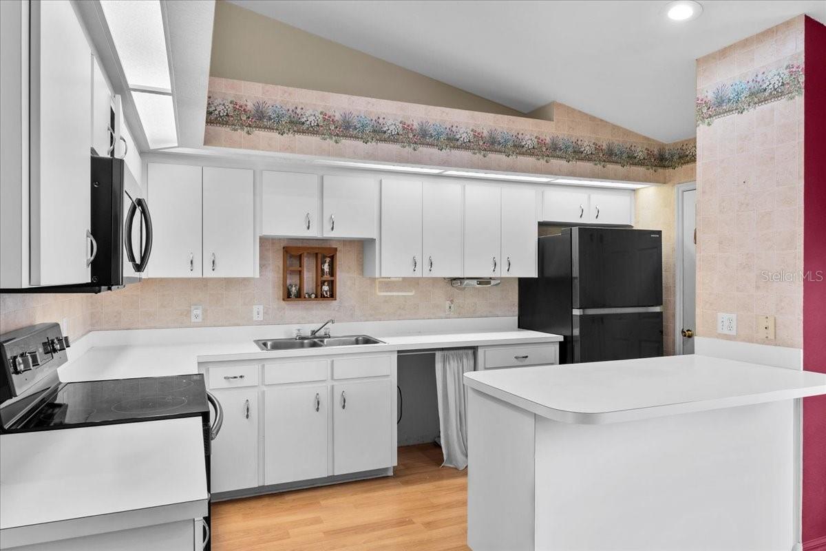1415 PINEWOOD AVE, LAKELAND, FL, 33803