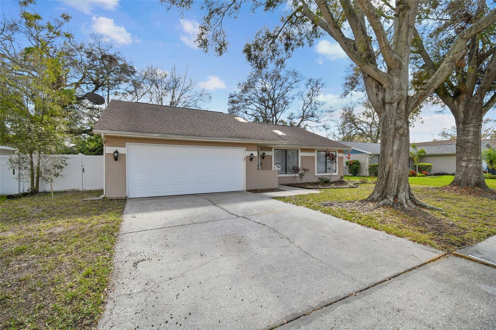 5822 SILVER MOON AVE, TAMPA, FL, 33625