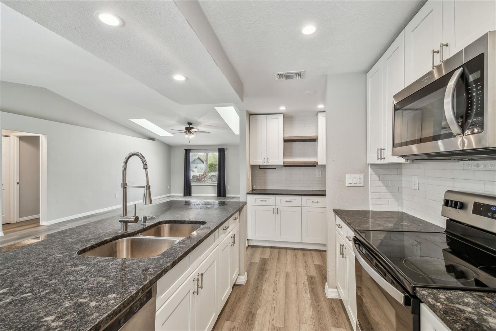 5822 SILVER MOON AVE, TAMPA, FL, 33625