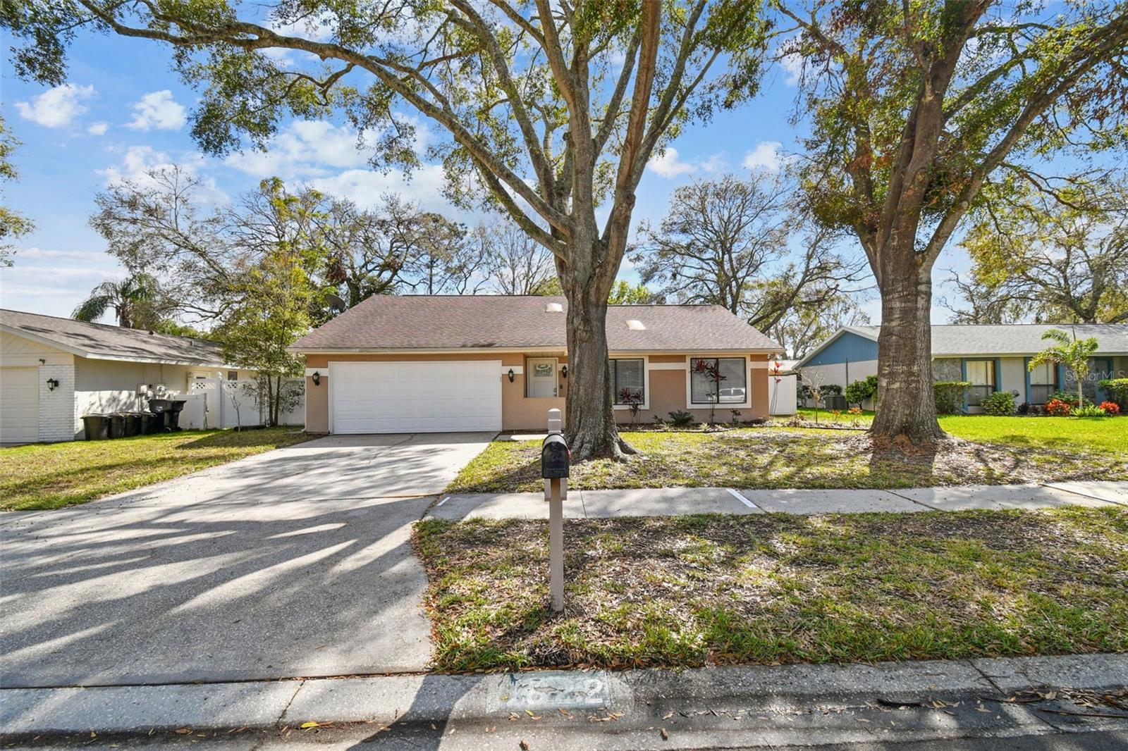 5822 SILVER MOON AVE, TAMPA, FL, 33625