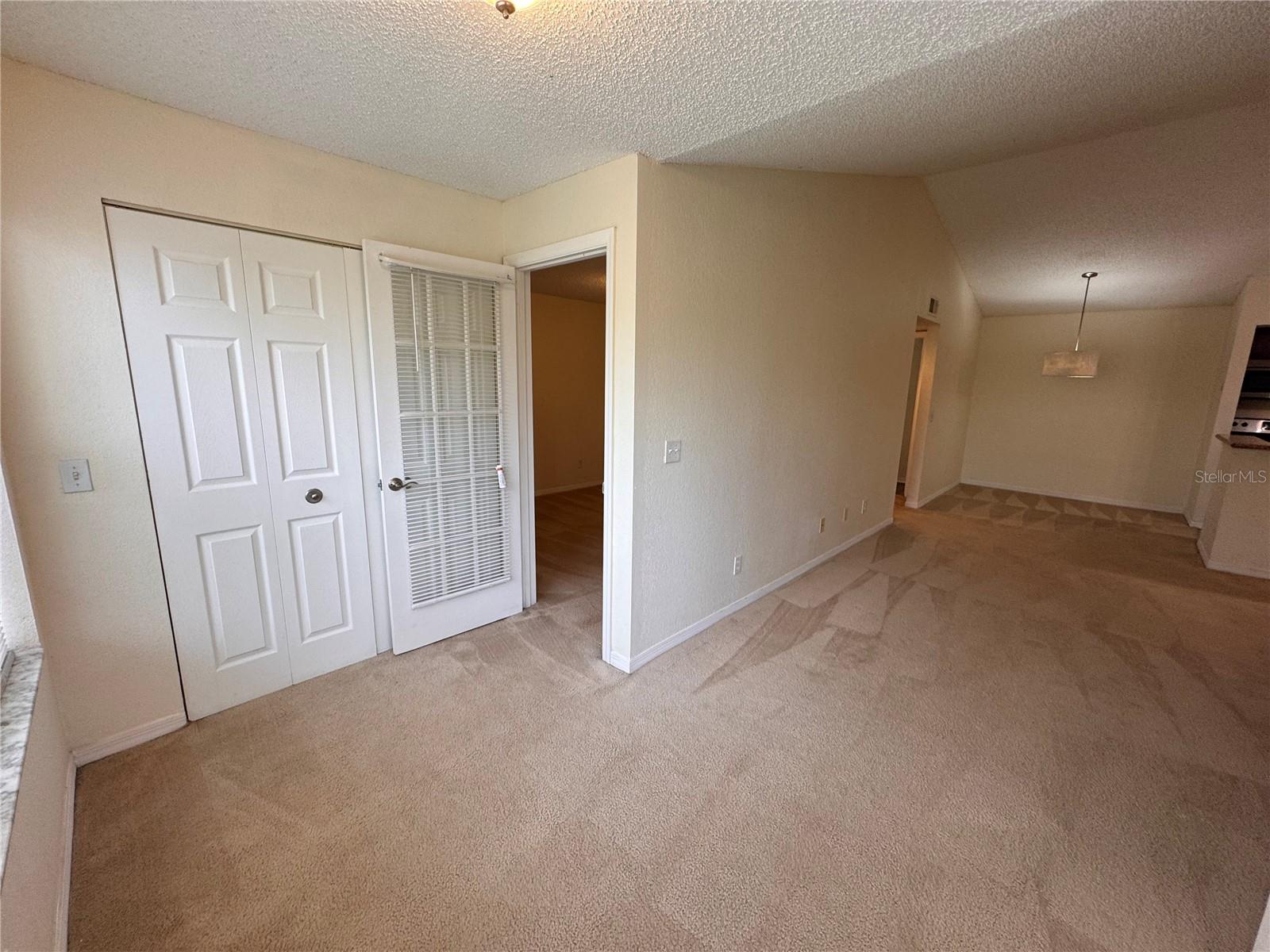 5124 CONROY RD #633, ORLANDO, FL, 32811