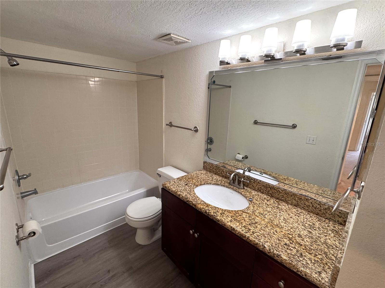 5124 CONROY RD #633, ORLANDO, FL, 32811